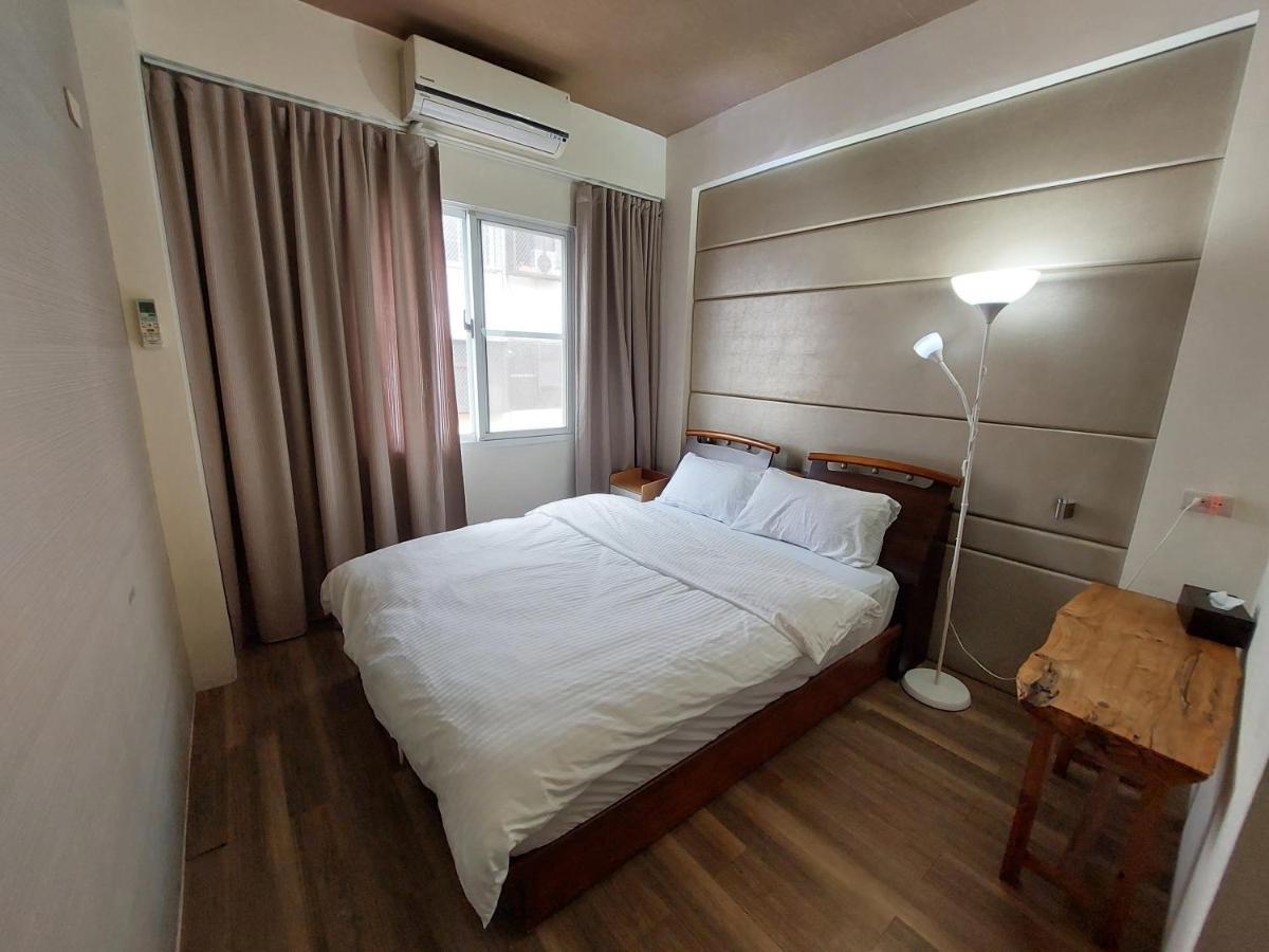未見海 Apartment Tainan Bagian luar foto